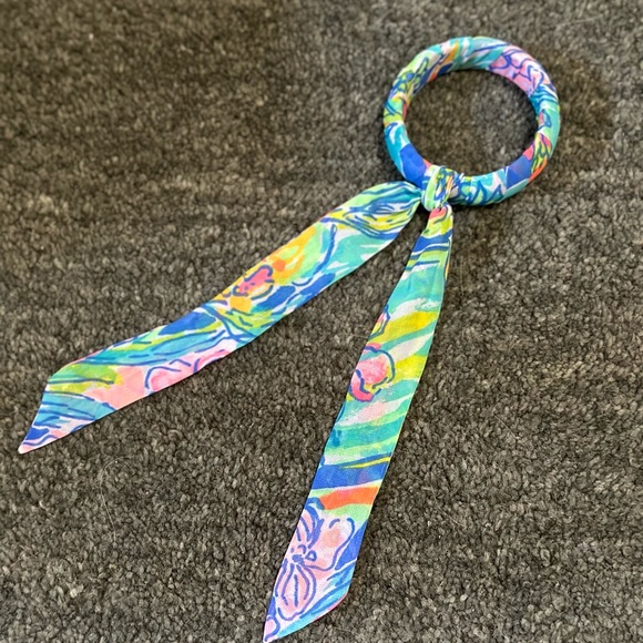 Lilly Pulitzer fabric wrapped bangle Sz S **Hard to Find** - Picture 2 of 3
